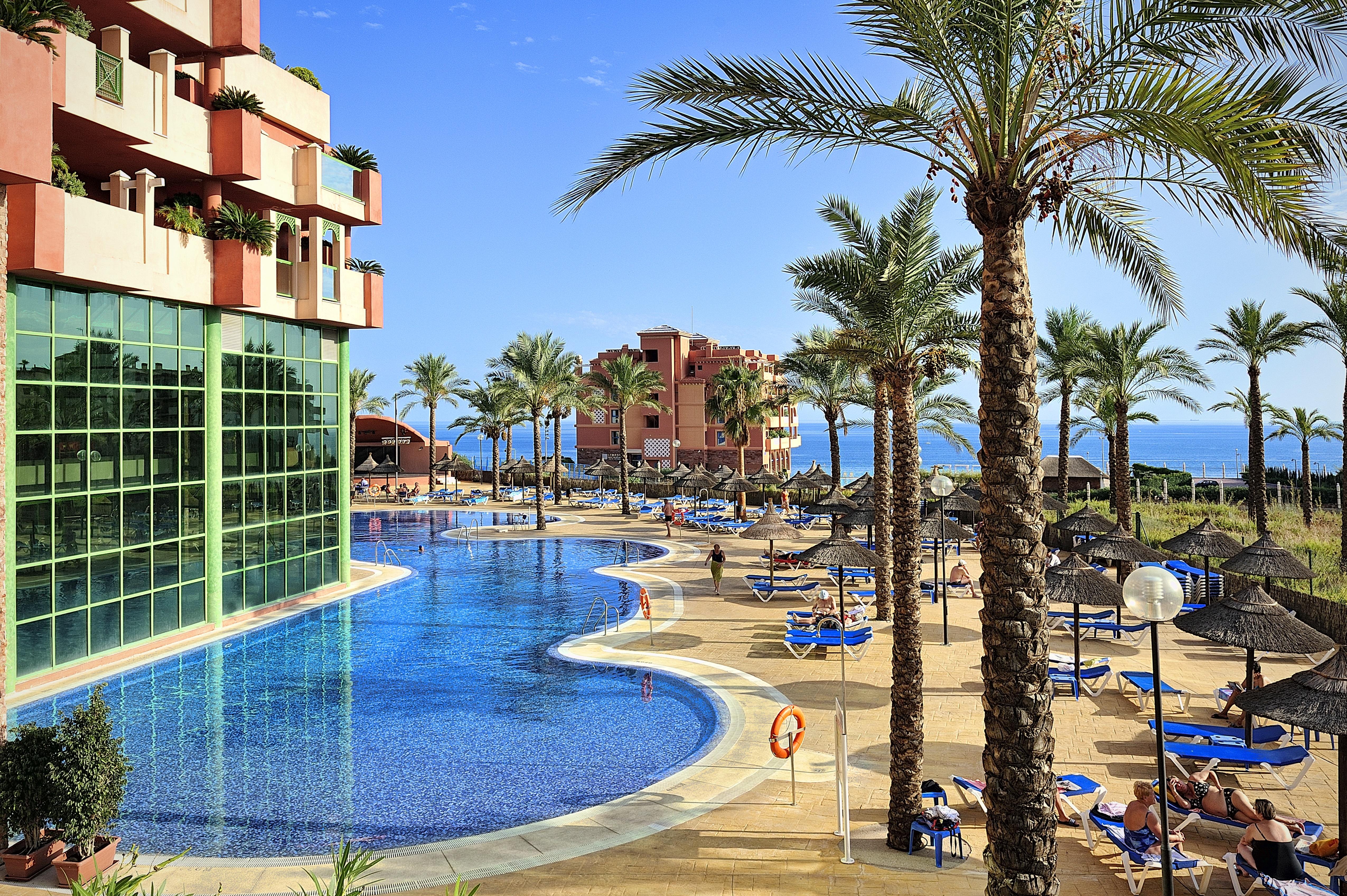 World Riwo Hotel. Hotel 4*